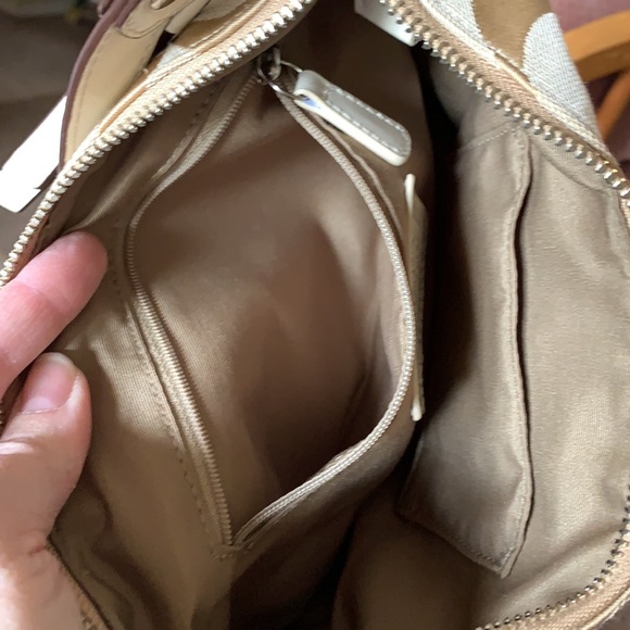 Coach beige purse - Picture 5 of 7